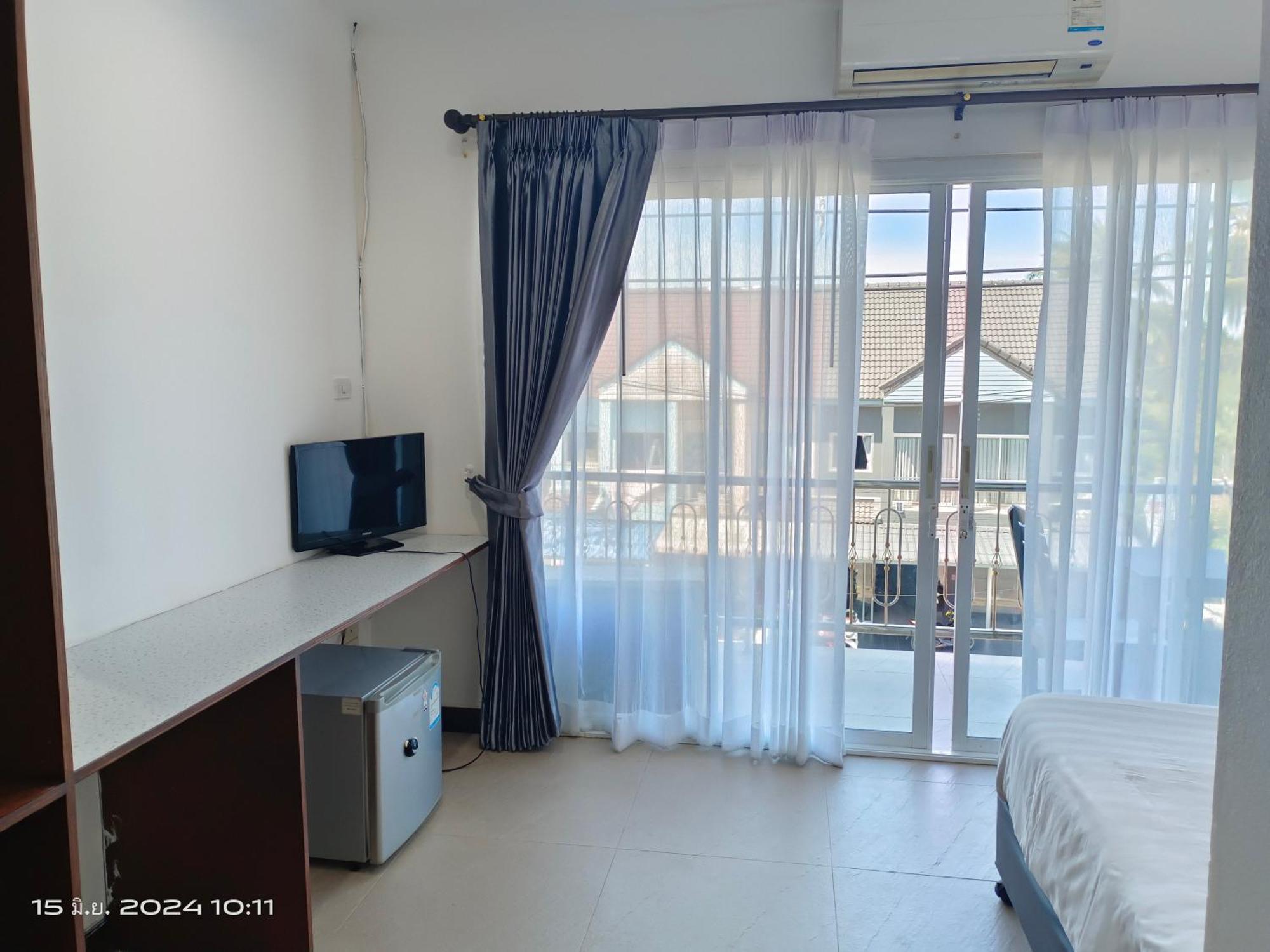 In Box Hostel 利巴诺伊 外观 照片